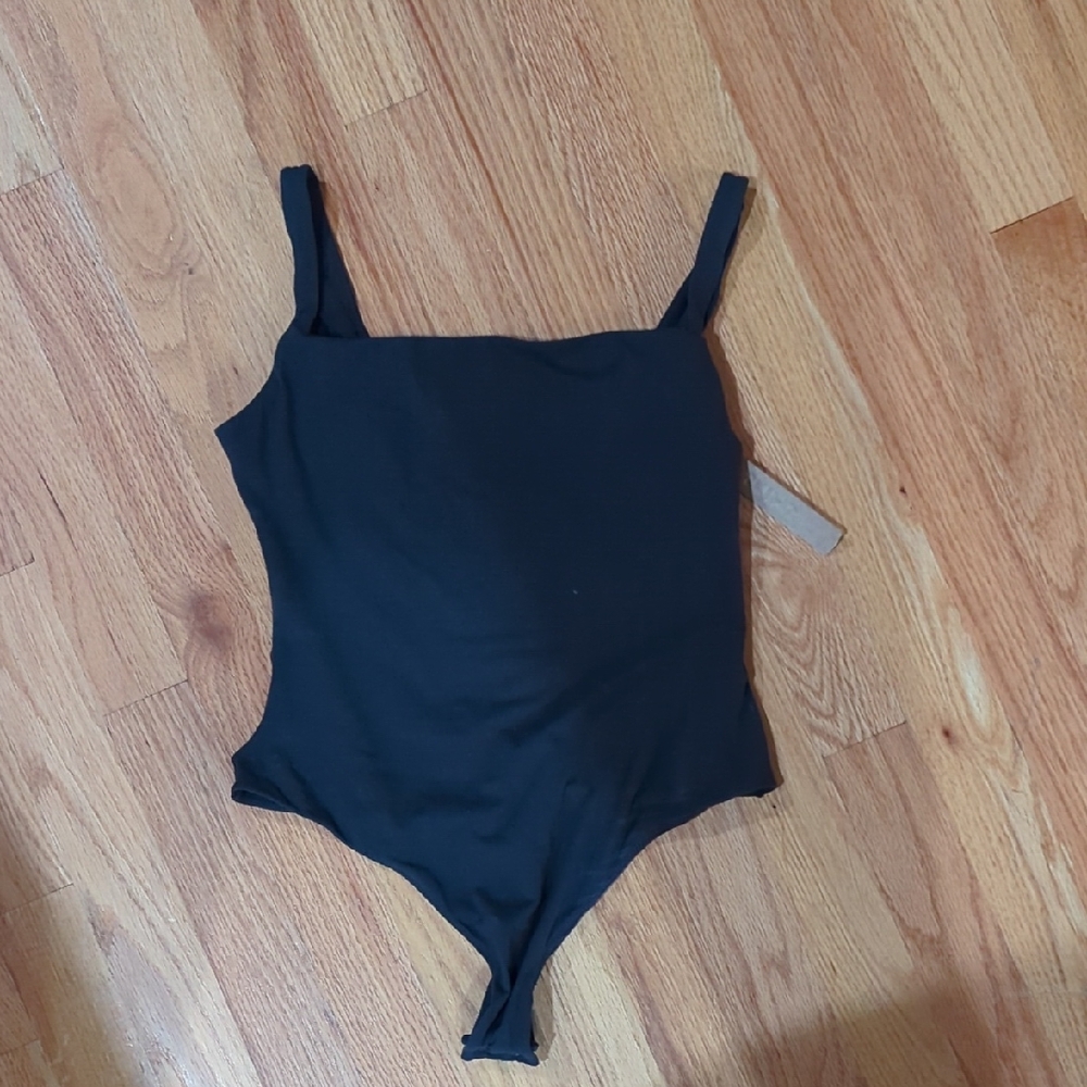 NWT SKIMS Onyx fits Everybody Square Neck Bodysuit